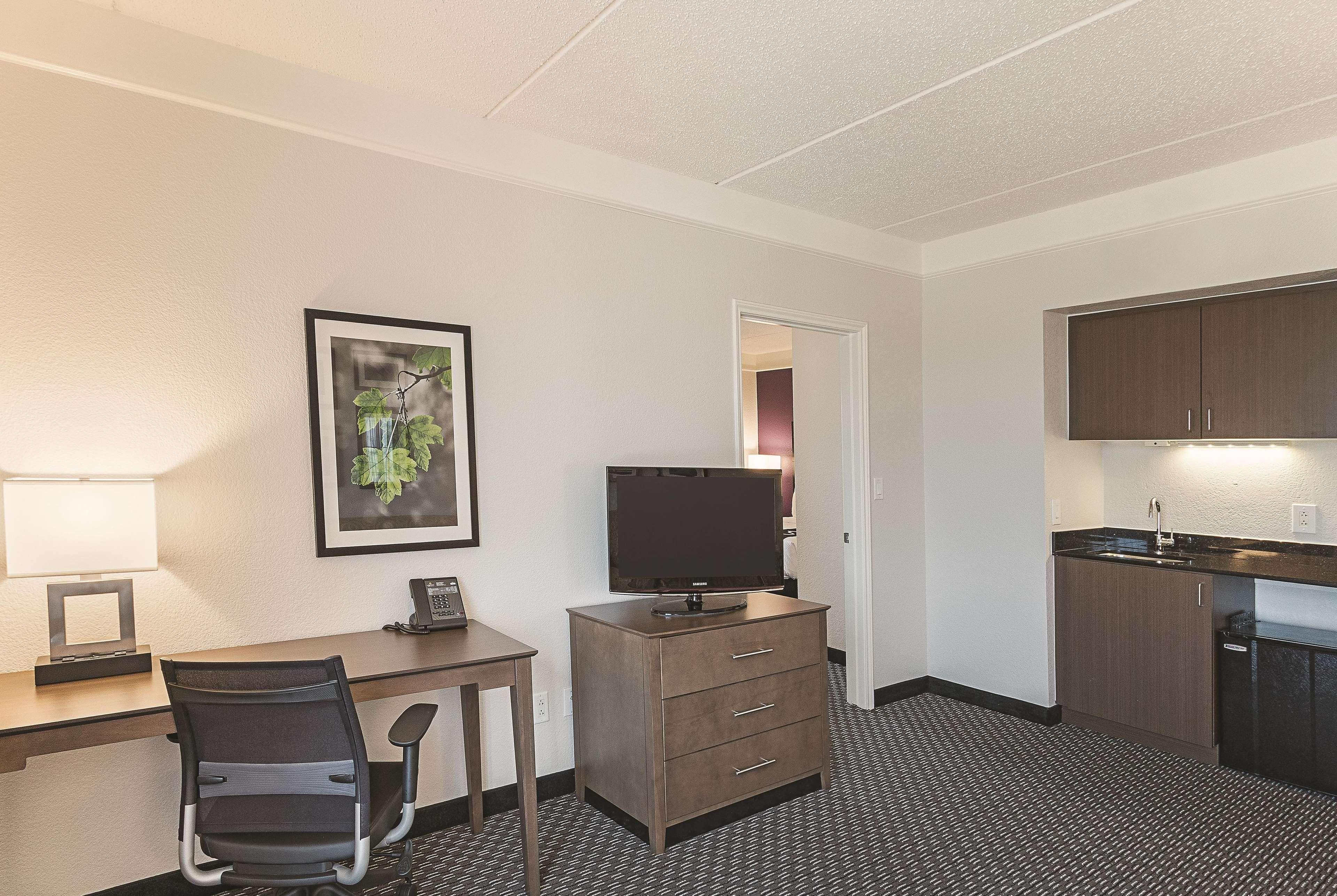 Hotel La Quinta By Wyndham Arlington North 6 Flags Dr Zewnętrze zdjęcie