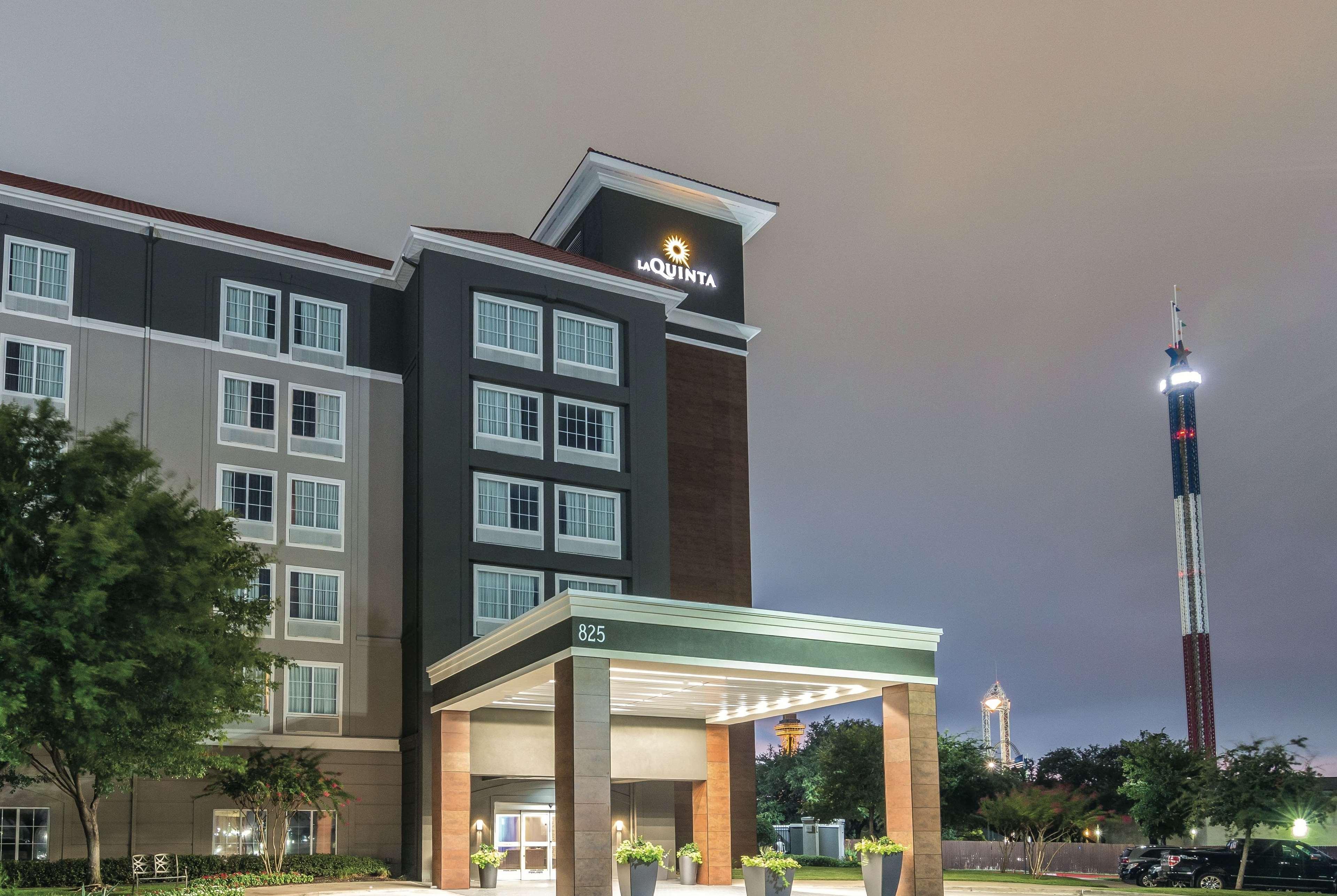 Hotel La Quinta By Wyndham Arlington North 6 Flags Dr Zewnętrze zdjęcie